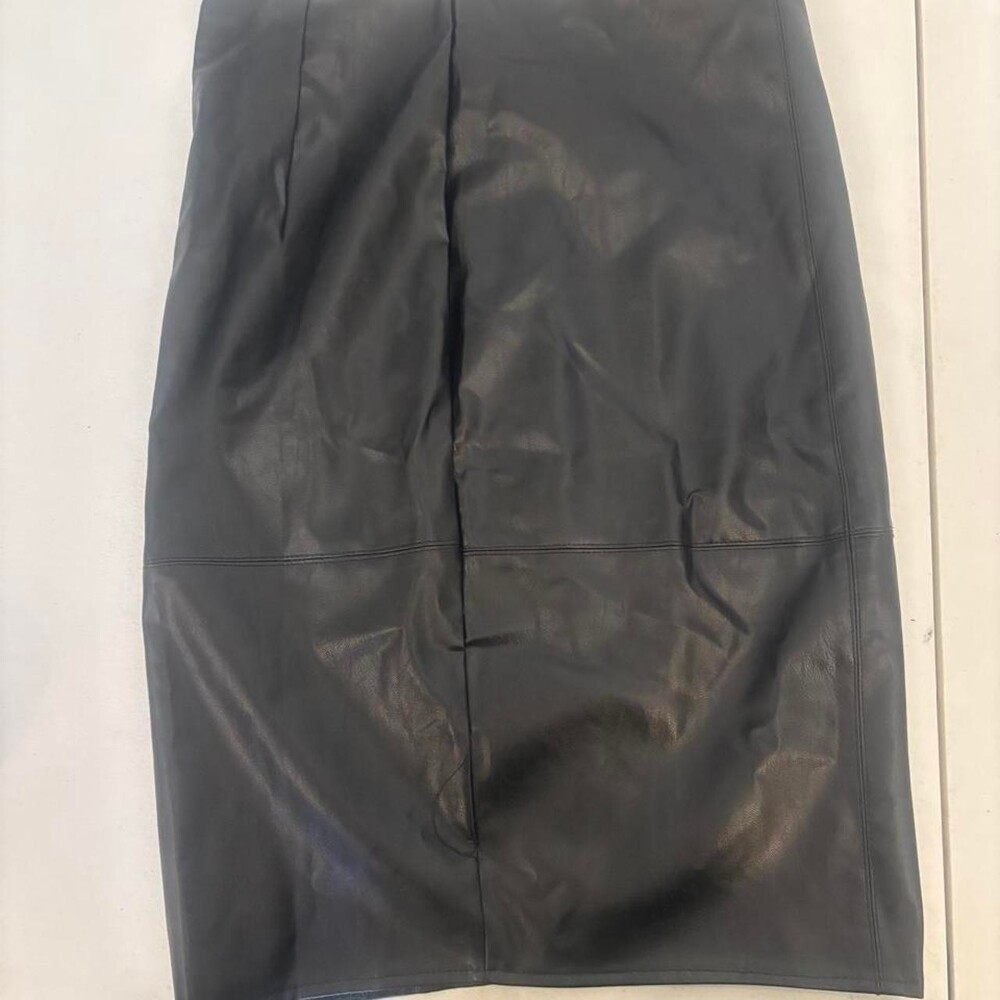 Lulus black leather midi skirt in size S #leather #midi